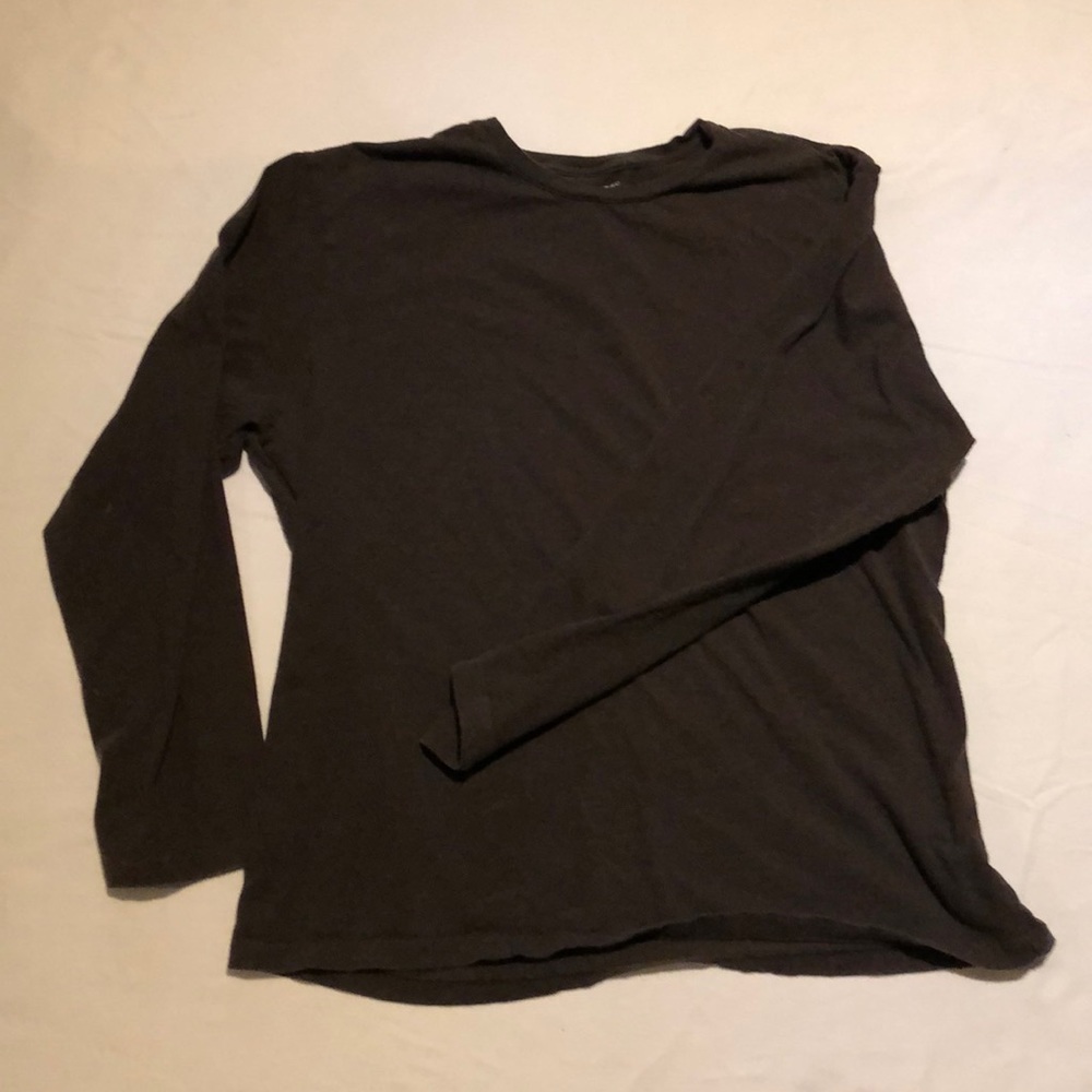 Banana Republic fitted crew XL great condition.